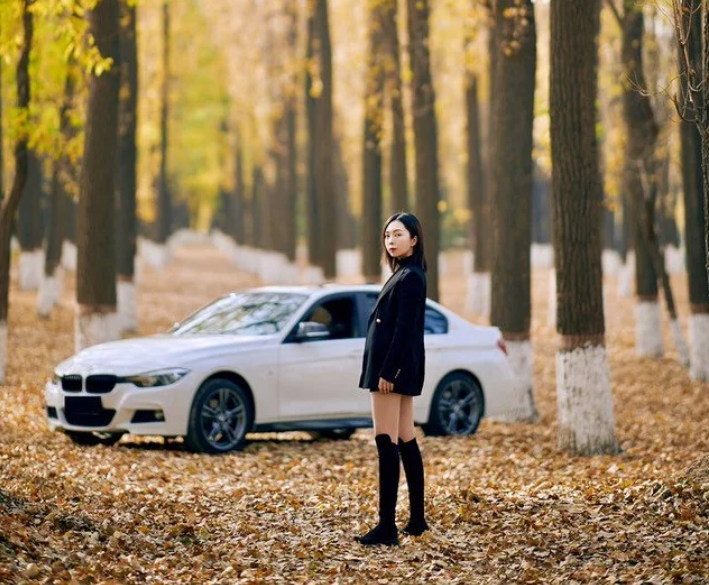 媳婦當(dāng)車模